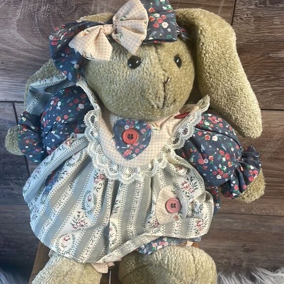 Vintage She Rabbit 14” - Picture 2 of 4